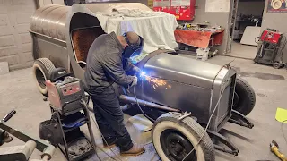 Sheathing the hood with sheet metal 🛠