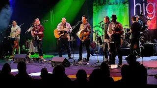 "Parting Glass" - The High Kings & Gaelic Storm - (Live) Medford, Ma. USA