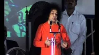 Swami_speaks_on_media