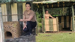 Build a kitchen with Bamboo and Palm leaves - Make a Stove with Clay / Liu building Farm