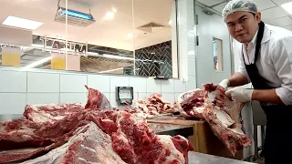 Grabeng laki NG baka na debone ko #watch niyo mga ka butcher #omanbutcherslife