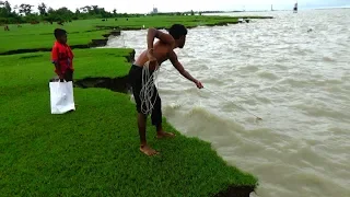 Cast Net Fishing at sea with beautiful natural | Sea Fishing by #Daily Village Life (Part-73)