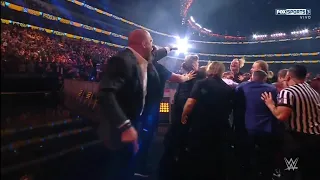 Brock Lesnar & Bobby Lashley se atacan brutalmente antes de Crown Jewel - WWE Raw 31/10/2022 Español