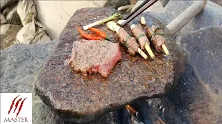 Cooking : Meat on a Rock