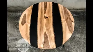 Стол-река из ореха и смолы круглый Black Walnut Jovian