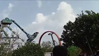Pendulum ride collapses in Ahmedabad 's  amusement park ; 2 killed, 27 injured