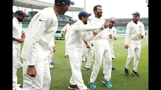 Pujara can bat ... but can't dance!?