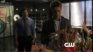 Smallville temporada 10- Escena Isis 10x05 oliver and clark
