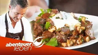 Gulasch in nur 5 Minuten: So gehts.. | Abenteuer Leben | Kabel Eins