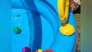 Rainbow ring center slide kids pool