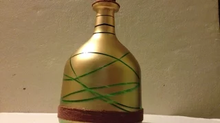 WINE BOTTLE VASE/CENTER PIECE - UPCYCLE WINE BOTTLE -  HOME DECOR - DIY