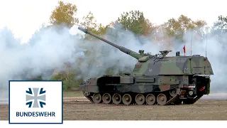 Scharfer Schuss mit der Panzerhaubitze | Bundeswehr