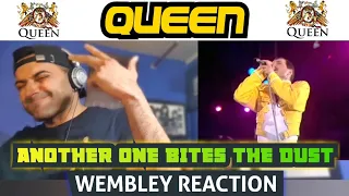 First Time Reaction - Another One Bites The Dust (Live at Wembley 1986) - QUEEN !!