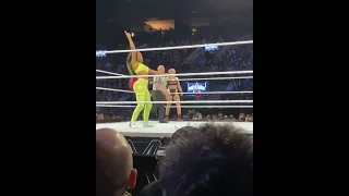 Naomi Twerking to the Crowd Chants 😂 #youtubeshorts #feeltheglow #wwemontreal