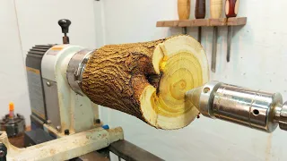 Woodturning - Yew Goblet 【職人技】木工旋盤で黄色い枝を削る