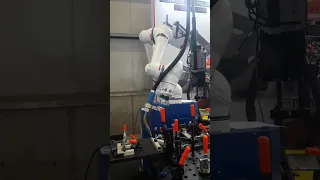 Yaskawa Robotics Simulation Welding Station #short #satisfying #trending #viral #ytshort #youtube