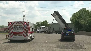 Dump truck raises bed, hitting electrified line in North Lima