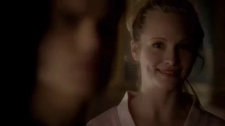 Stefan & Caroline - 4x16 #1 (Stefan sees Caroline in a robe)