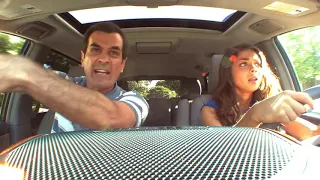 Modern Family 1x06 - Phil and Claire help Haley drive | Funny Moment