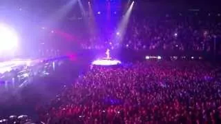 Armin Only Intense(15-11-13)Ziggo Dome[Armin van Buuren feat. Laura Jansen - Sound of the Drums]