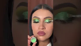 Green eyeshadow tutorial #makeuptutorial #eyeshadowtutorial #eyeshadow #tutorial