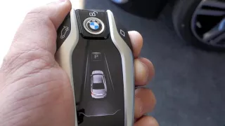 BMW SERIE7 STATIONNEMENT TELECOMMANDE VIA LA DISPLAY KEY