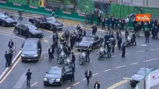 Festa della Repubblica, Mattarella e Crosetto a bordo della storica Lancia Flaminia