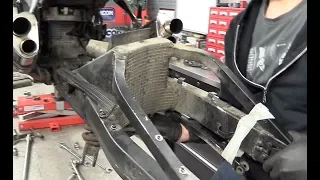 Delboy's Garage, Busa Build, Day 6, Swing Arm Removal !