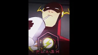 CW Flash vs DCAU Flash | #vs  #shorts