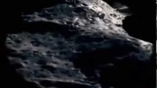 Космический корабль на обратной стороне Луны