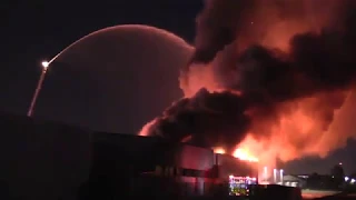 3 ALARM COMMERCIAL FIRE LIGHTS UP SKY