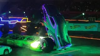 Hot Wheels Monster Trucks Live Glow Party - Highland Heights, KY