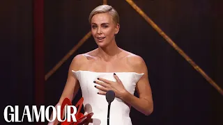 Kate McKinnon Presents Charlize Theron with Her Women of the Year Award | Glamour