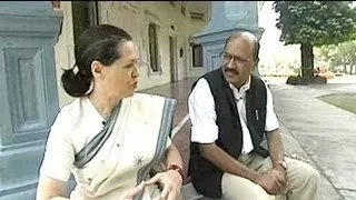 Walk The Talk: Sonia Gandhi (Aired: February 2004)