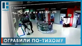Из торгового центра в Тамбове украли банкомат с деньгами