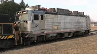 Ex-Amtrak AEM-7 funeral train to scrapper - Seaview Davisville, RI - 2/2024