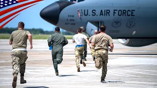 Nuclear Alert Scramble – Alert Crews Rush to KC-135