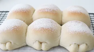 No kneading! No eggs! This milk bread is super fluffy and soft as cloud! Incredibly easy