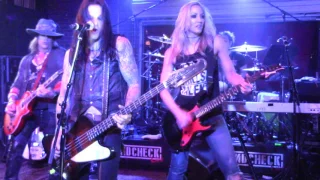 ACE OF SPADES SOUNDCHECK LIVE MEMBERS ALICE COOPER Lucky Strike GARRIC STRAUSS SOBEL HENRIKSEN ROXIE