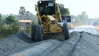 The Best Road CONNECTING Project Using KOMATSU GD650A Grader to Build a New Road Foundation Province