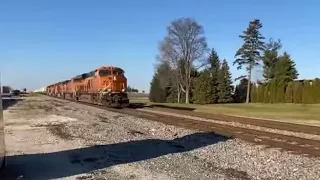 Blazing fast BNSF “Z” train eastbound - Ransom, IL. December 8th 2021.