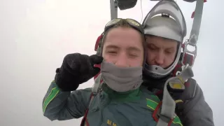 Первый прыжок сына с парашюта