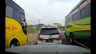 Indonesia bad driving compilation, July 2017 [6]