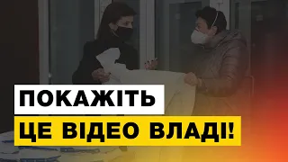 Марина Порошенко передала захисні костюми та противірусні окуляри у 12-ту лікарню Києва