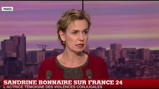 Sandrine Bonnaire : "Il m'a strangulée au point que je me suis évanouie"