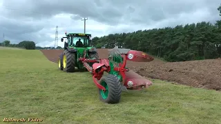 Ploughing the Grass with John Deere 7280R and EIGHT-Furrow Kverneland!