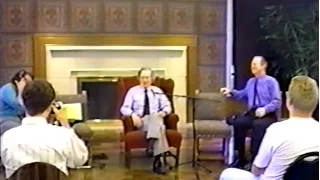 Noam Chomsky and Students at Loyola University, 19-Oct-1994 - Part 1