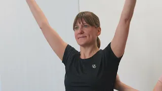 Neuromuscular Pilates in standing and kneeling
