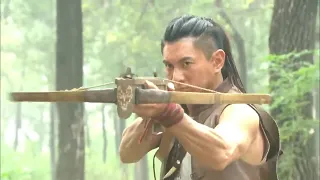 Anti-Japanese Movie!Hunter infiltrates Japanese camp alone,avenges father by slaughtering enemies.