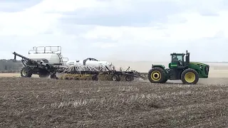 Seeding Wheat In Alberta #spring #johndeere #bourgault